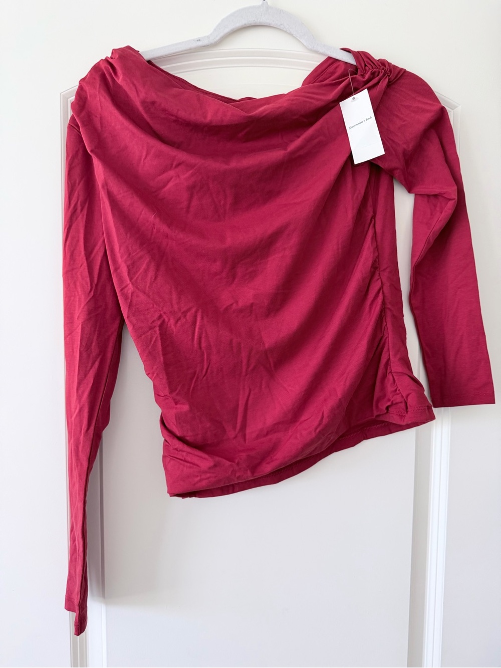 NWT Abercrombie & Fitch Red Off-Shoulder Long Sleeve Top